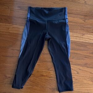 lululemon athletica cropped Blue Leggings